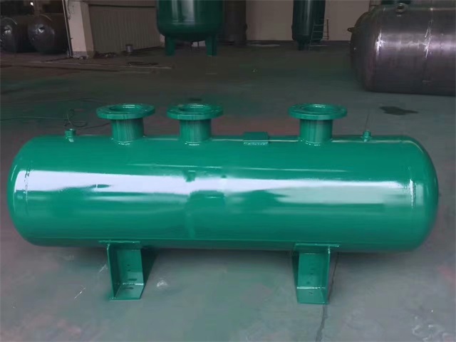 1679991473376569.jpeg 怀安怀安怀安蒸汽分气缸1.jpeg